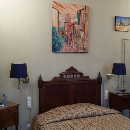 Au Chateau Des Thermes Saint-Amand-les-Eaux Habitación foto